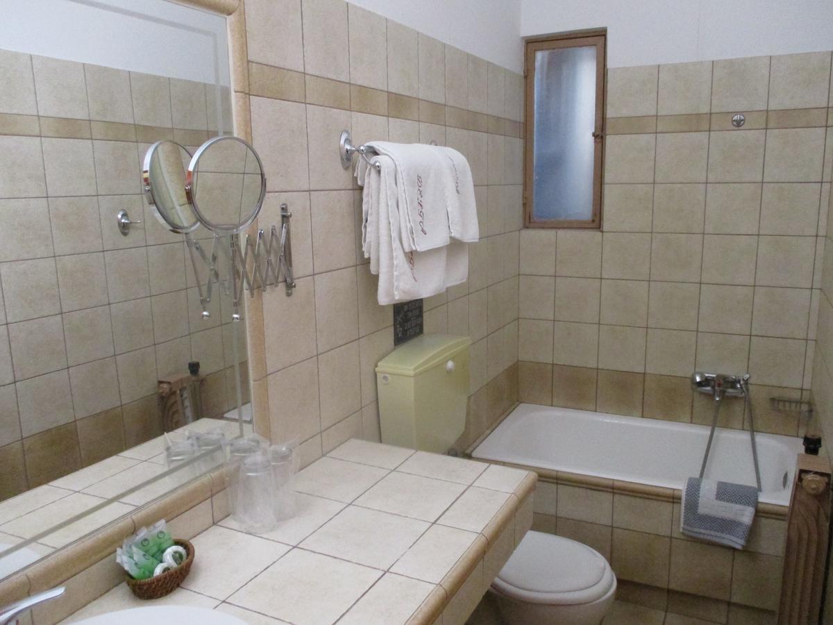 Hotel Delta Lamia Bagian luar foto